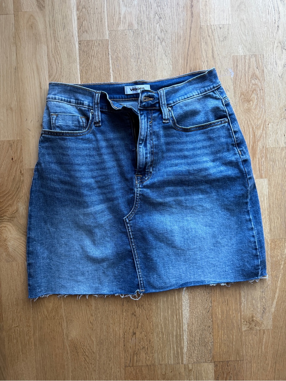 Vigoss Jean Skirt, never worn